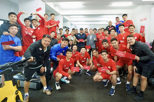 Nhiều câu lạc bộ V-League khai xuân sớm