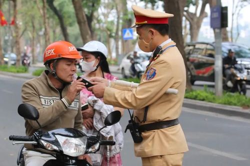 Xử lý hơn 3.400 trường hợp vi phạm nồng độ cồn trong ngày 20-2