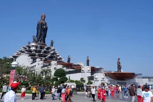 Núi Bà Đen đón gần 330.000 lượt khách dịp tết