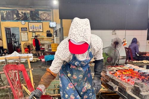 Giữ lửa làng biển Cửa Lò trong mùa cá thu nướng Tết