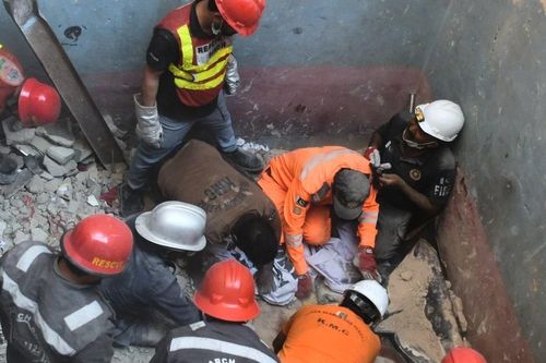 Nổ khí gas làm sập chung cư ở Pakistan, nhiều người tử vong
