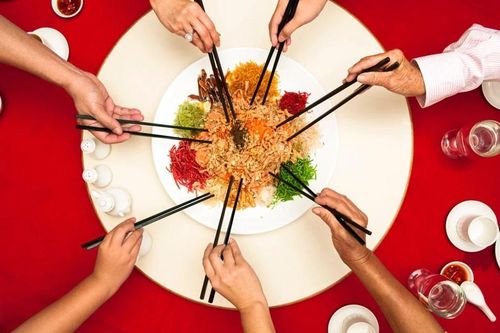 Trải nghiệm trọn vị Tết với những món ăn may mắn