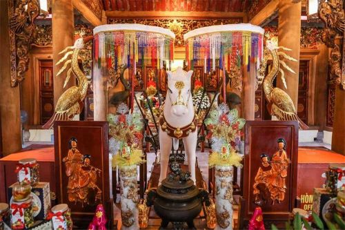 Ngựa thiêng trong tâm thức Việt