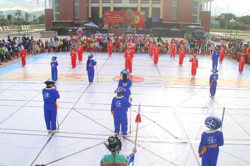 Ngày xuân đến Gia Lai xem đấu võ trên bàn cờ