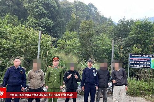 Tìm thấy 4 du khách lạc rừng Yên Tử trong đêm