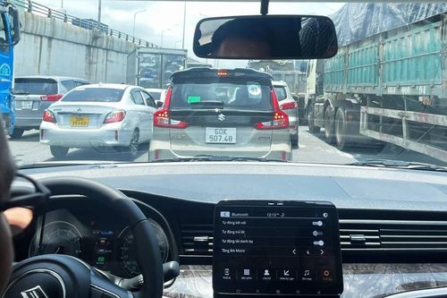 Chuẩn bị gì để lái xe trở lại thành phố sau Tết an toàn, đỡ 'dính' tắc đường