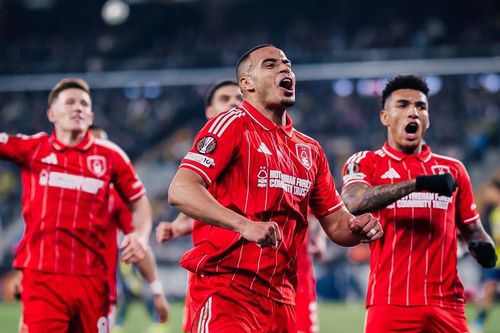 Lượt đi play-off Europa League: Kịch tính và bất ngờ