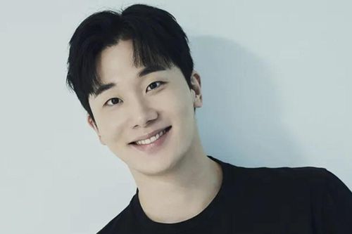 Nam diễn viên Lee Seo Jun chuẩn bị kết hôn với bạn gái lâu năm