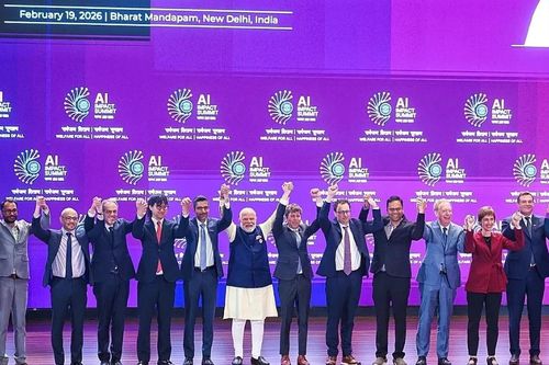 Từ Macron đến Altman: Lãnh đạo chính trị và công nghệ nói gì tại Thượng đỉnh AI toàn cầu ở Ấn Độ?