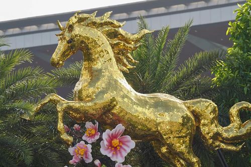 Biểu tượng ngựa nhìn từ góc độ văn hóa và ngôn ngữ