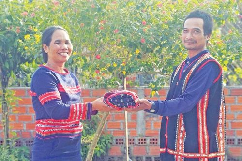 Nét đẹp 'con nuôi ở rể' của người Jrai