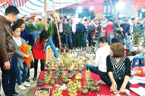 Chợ Viềng-năm một lần đến hẹn