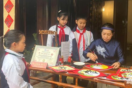 'Xin' chữ ngày xuân