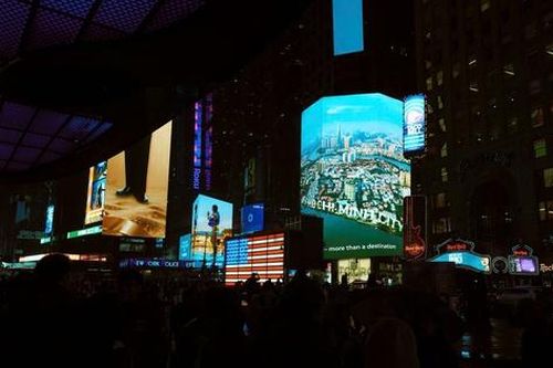 Hình ảnh Việt Nam tỏa sáng tại Quảng trường Thời đại, New York