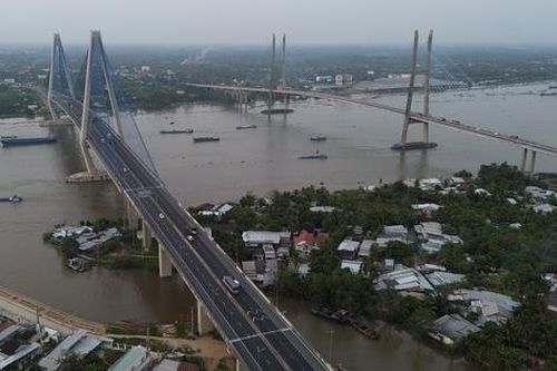 Cửa ngõ miền Tây 'khoác áo mới' nhờ những cây cầu nghìn tỷ bắc qua sông Tiền