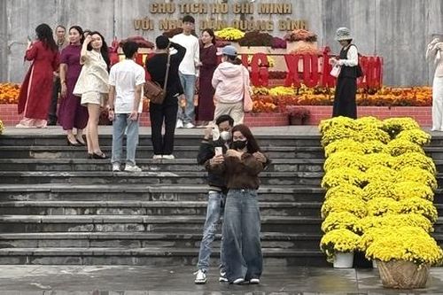 Chùm ảnh: Tết là khi người ta tìm nhau