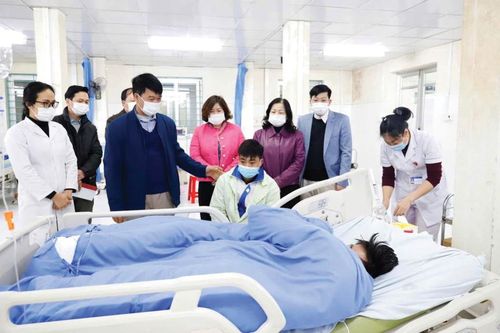 Mang hơi ấm mùa xuân đến với người bệnh