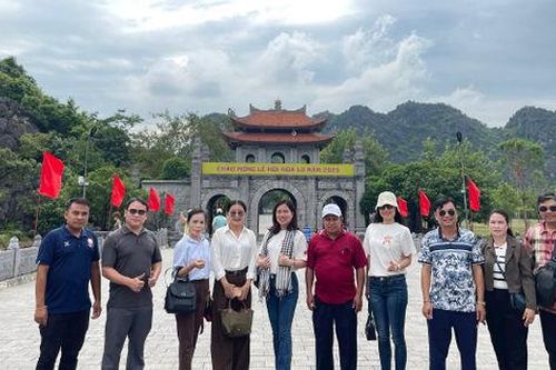 Niềm tin giữa những nhịp cầu hợp tác
