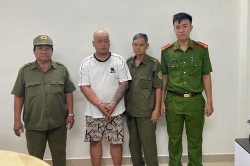Công an TPHCM truy 'nóng' bắt giữ đối tượng cướp giật ĐTDĐ trong ngày Tết