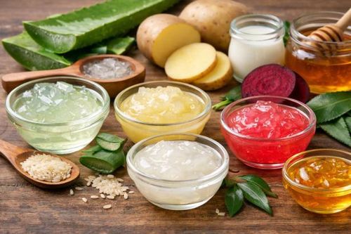 Làm sáng da, mờ thâm mụn với 5 loại gel tự làm tại nhà