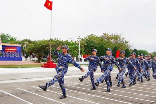 Sôi nổi ra quân huấn luyện năm 2026 trên các đảo ở Trường Sa