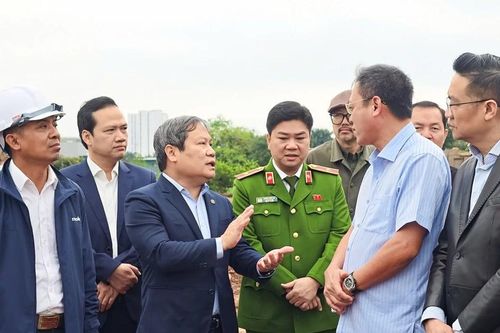 Chủ tịch UBND TP Hà Nội: Tập trung cao độ hoàn thành các công trình chống ngập úng cho thành phố