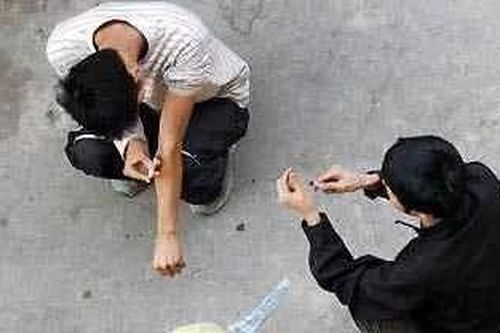Sắp tới, Trưởng Công an cấp xã có quyền ra quyết định giám sát điện tử với người nghiện ma túy?