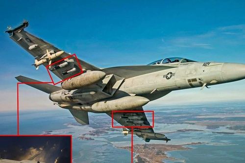 Tiêm kích hạm F/A-18 Super Hornet tấn công cực mạnh nhờ bom dẫn đường StormBreaker