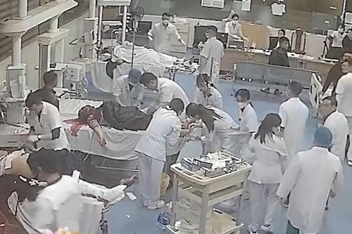 Vụ ném mìn ở Thanh Hóa: 10 nạn nhân bị găm đầy mảnh kim khí
