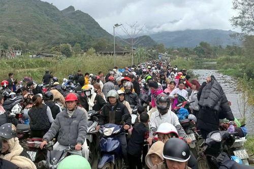'Thất thủ' đường lên Hà Giang, Cao Bằng dịp Tết