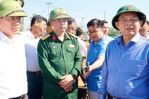 Phó Thủ tướng Hồ Quốc Dũng kiểm tra tiến độ đường cao tốc Quy Nhơn - Pleiku