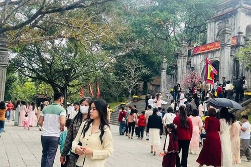 Thanh Hóa bảo đảm an toàn cho du khách thập phương chiêm bái, tham quan các di sản, di tích