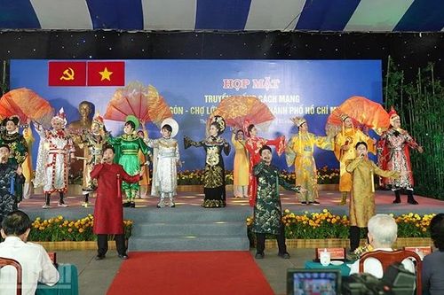 Họp mặt truyền thống cách mạng Sài Gòn-Chợ Lớn-Gia Định-Thành phố Hồ Chí Minh