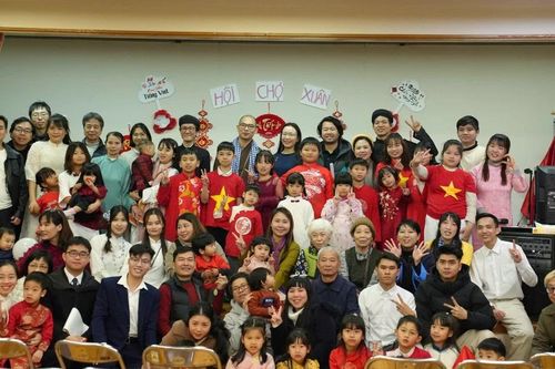 Hội chợ Xuân gắn kết học sinh và cộng đồng người Việt Nam tại Nhật Bản