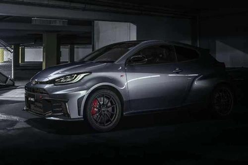 Toyota Yaris 2026 đưa số sàn trở lại, nhưng mất một tính năng cao cấp