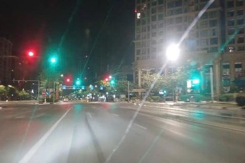 Ngày 4 Tết, đường phố Hà Nội thông thoáng
