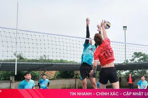 Sôi nổi tranh tài bóng chuyền nam đầu xuân Bính Ngọ