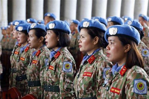 Phụ nữ Quân đội khẳng định vai trò kiến tạo, đóng góp cho hòa bình và an ninh