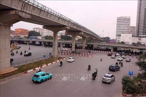 Giao thông Thủ đô Hà Nội thông thoáng trong ngày mùng 5 Tết