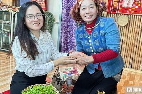 Sứ giả văn hóa dân tộc Thái cổ