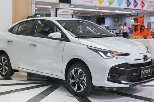 Sau Tết, giá ô tô có giảm?