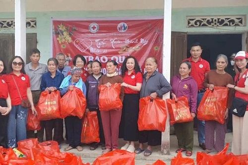 Tết gọi những Yêu thương