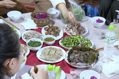 Phong tục đón tết của người Thái đen