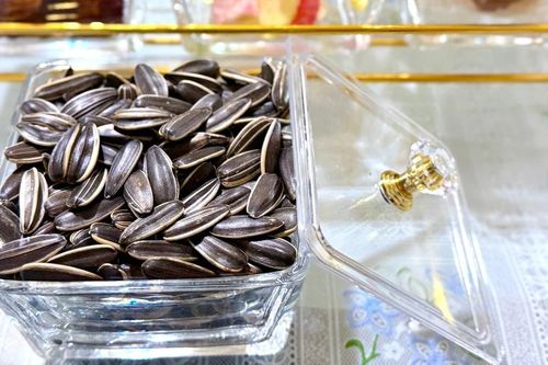 Điều gì sẽ xảy ra cho cơ thể nếu ăn quá nhiều hạt hướng dương?