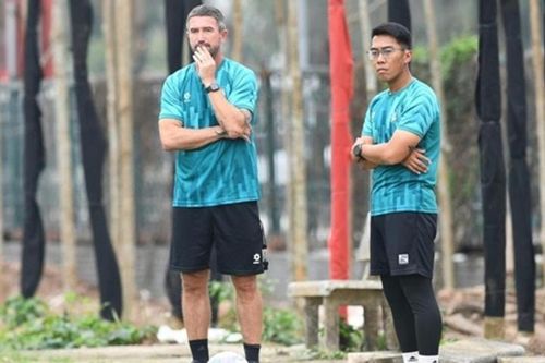 HLV Harry Kewell: Thu hẹp khoảng cách với ngôi đầu V-League là thử thách cực đại