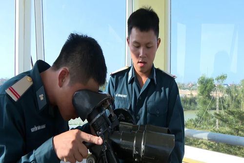 Xuân canh trời