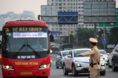 Cảnh báo: Đừng biến chuyến xe du xuân thành hành trình đầy rủi ro