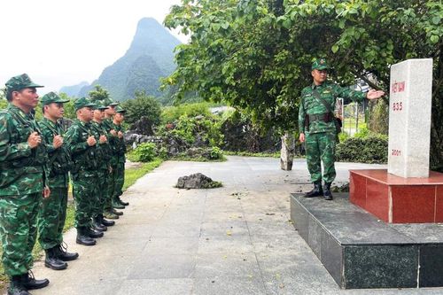 Giữ vững chủ quyền lãnh thổ, an ninh biên giới quốc gia