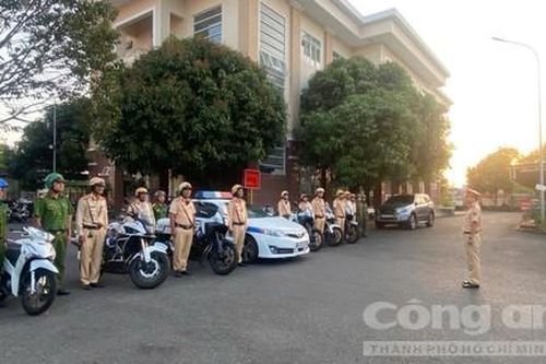 TPHCM: Đồng loạt ra quân bảo đảm TTATGT từ sáng mùng 5 Tết