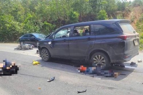 Bốn người thương vong sau vụ tai nạn trên QL12A